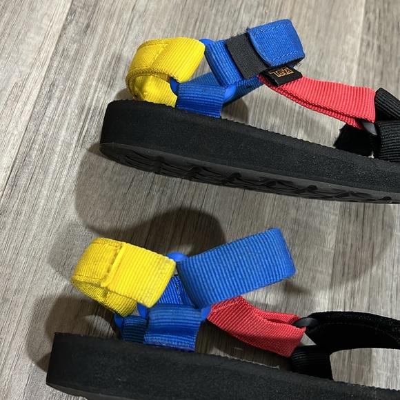 Teva originals kids size 11 - Picture 5 of 10